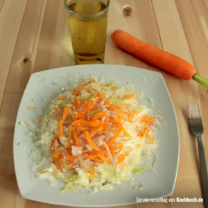 Rezept für Krautsalat mit Karotten Bild